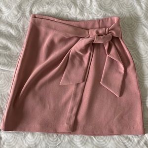 Aritzia Dorine Skirt